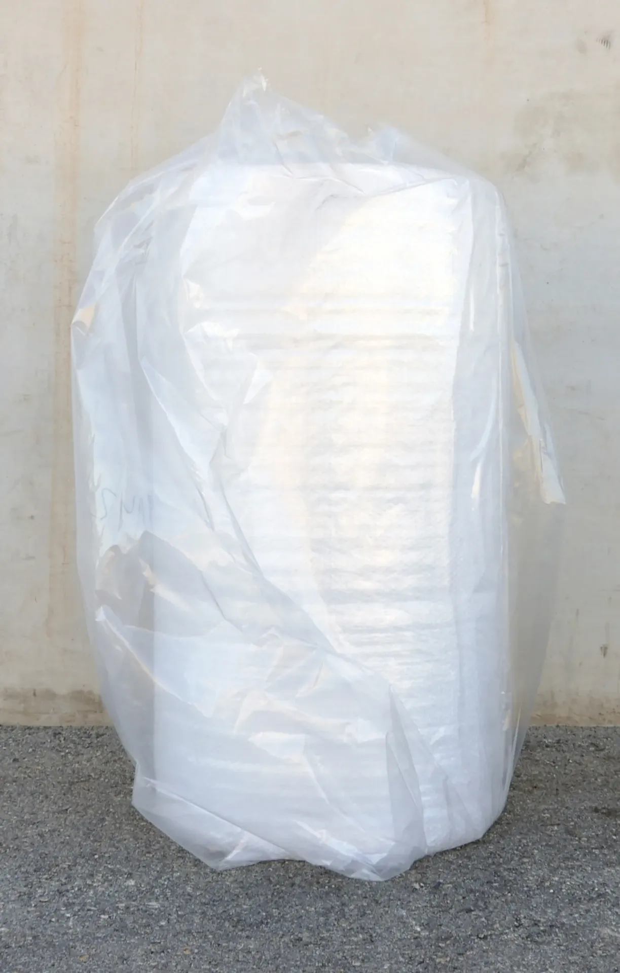 BOBINA PLÁSTICO DE BURBUJAS 120 cm x 150 m